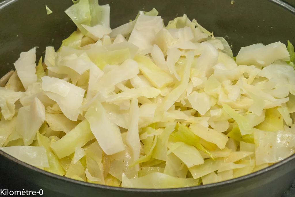 Saucisses au chou, sauce au curry et lait de coco - Étape 6