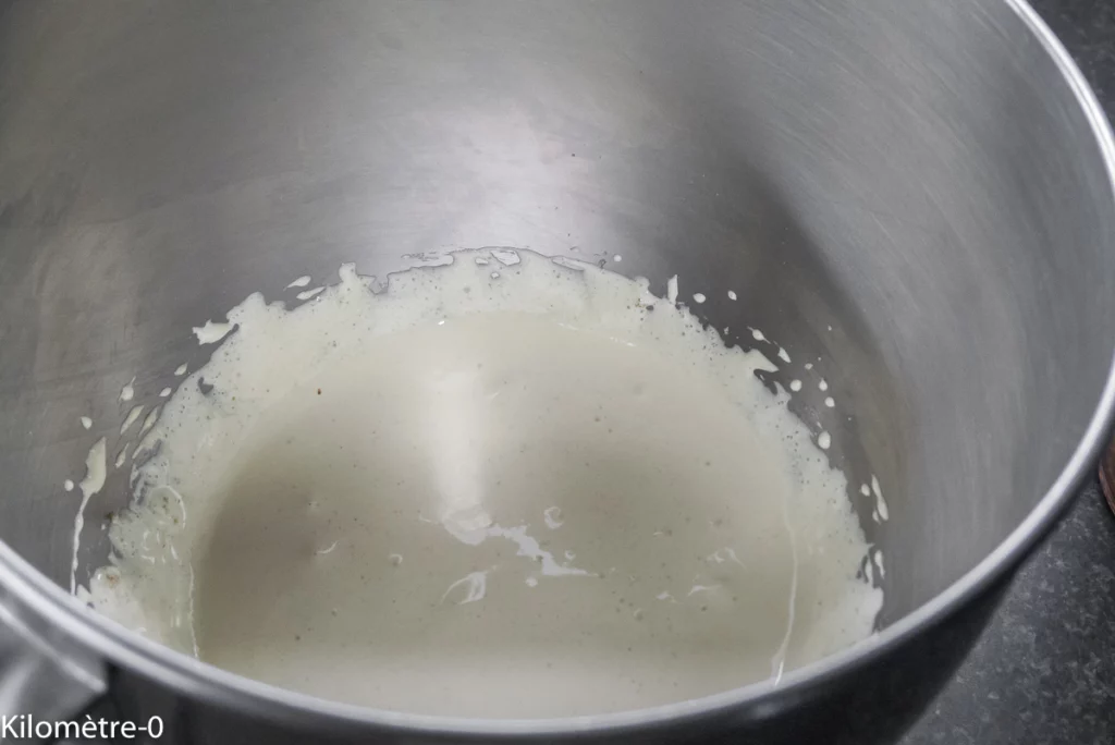 Bûche roulée facile à la confiture d&rsquo;oranges et au chocolat - Étape 1