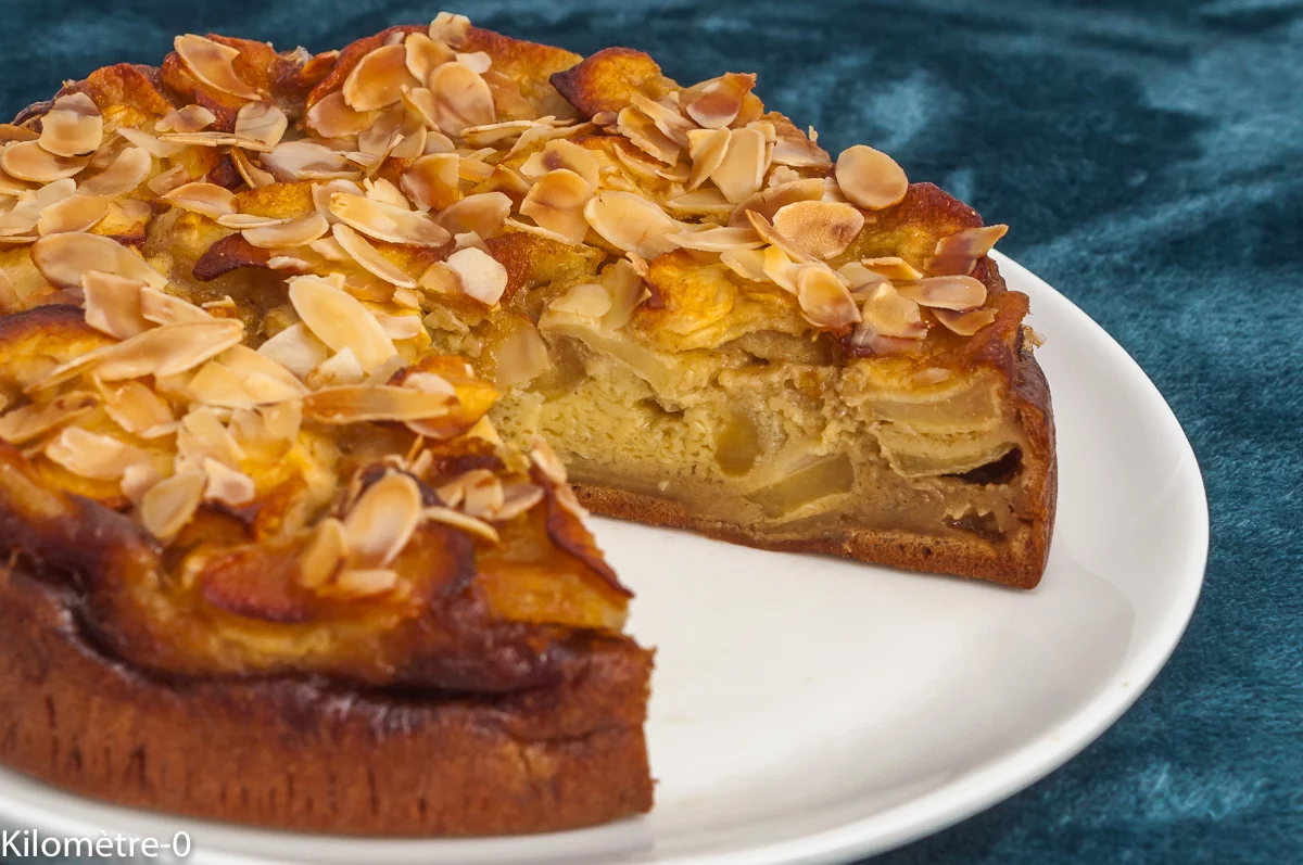 Photo de recette de dessert, gâteau, automne, hiver, pommes, amandes, bio facile, rapide, économique, Kilomètre-0, blog de cuisine réalisée à partir de produits de saison et issus de circuits courts
