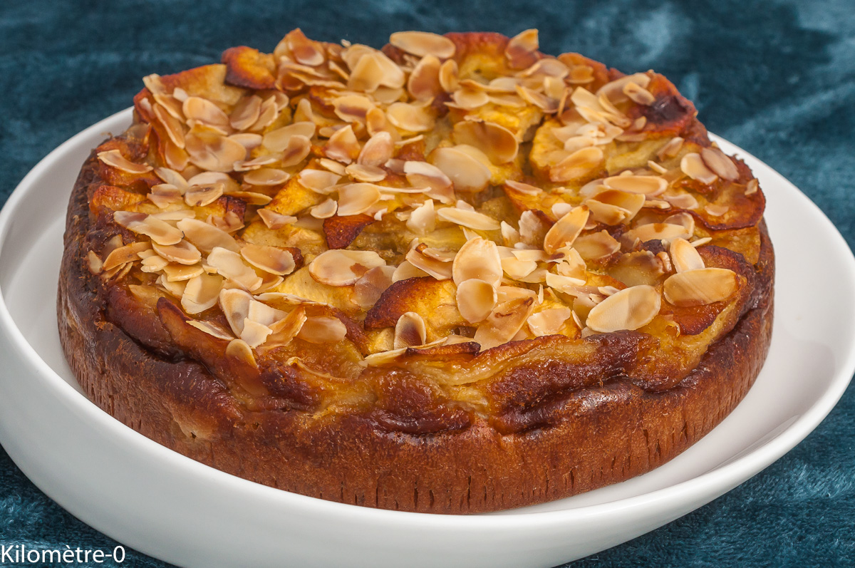 Photo de recette de dessert, gâteau, automne, hiver, pommes, amandes, bio facile, rapide, économique, Kilomètre-0, blog de cuisine réalisée à partir de produits de saison et issus de circuits courts