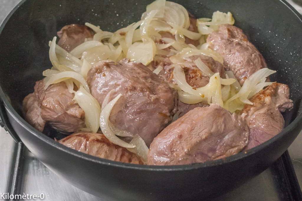 Joues de porc à la bière, purée de pommes de terre et céleri boule - Étape 5