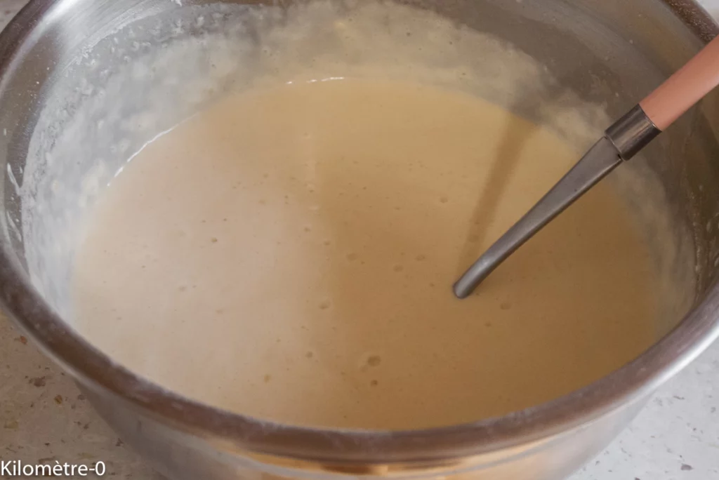 Gâteau de crêpes à la crème pâtissière - Étape 1