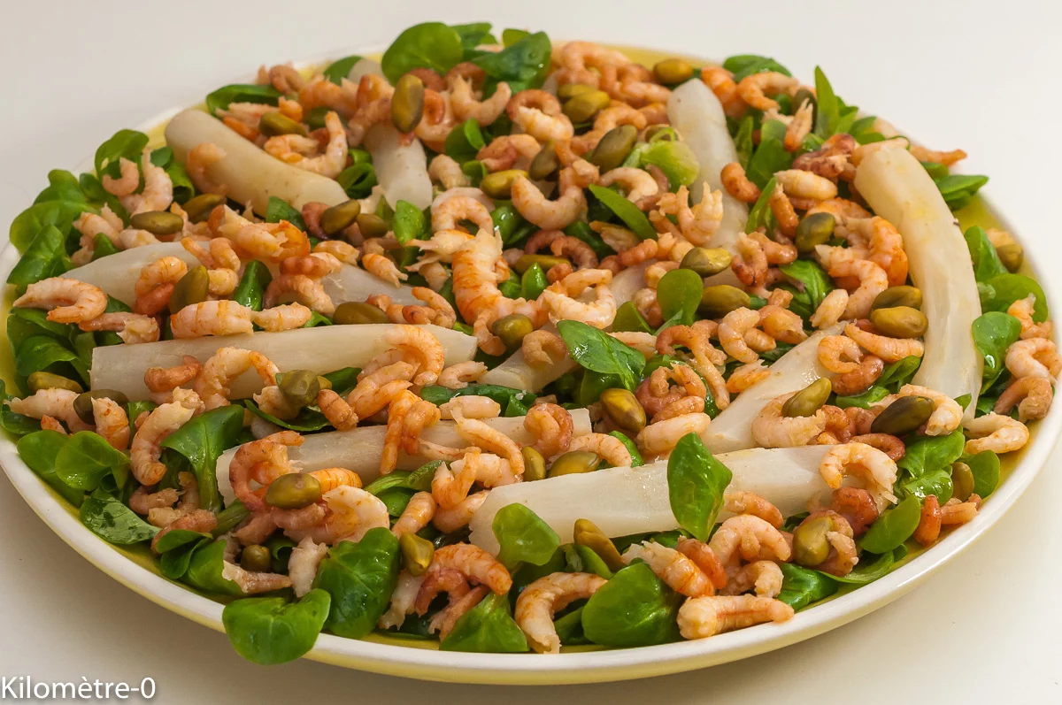 Photo de recette de scorsonères, salsifis, salade, crevettes, pistaches, facile léger, rapide, automne, hiver, bio, Kilomètre-0, blog de cuisine réalisée à partir de produits de saison et issus de circuits courts