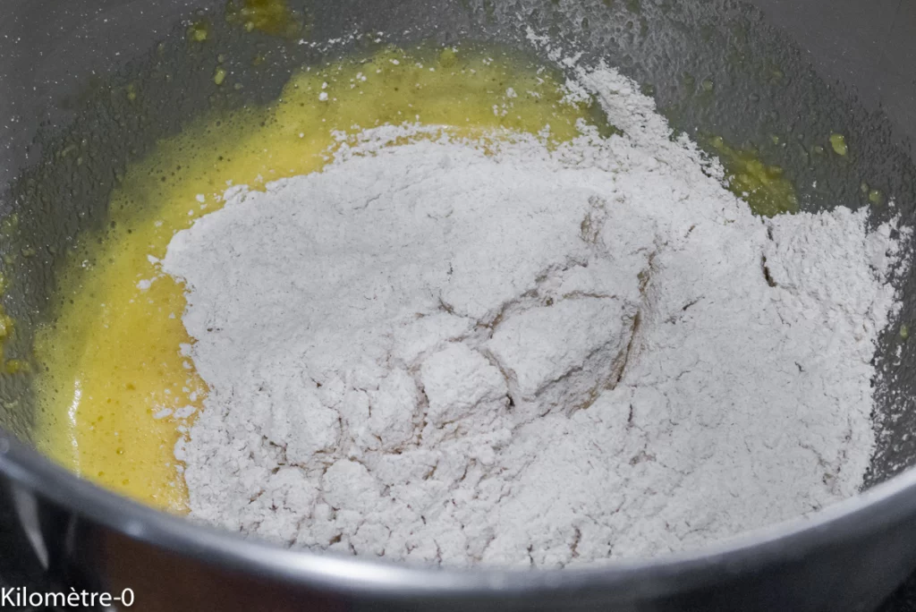 Gâteau facile aux bananes et au rhum - Étape 4