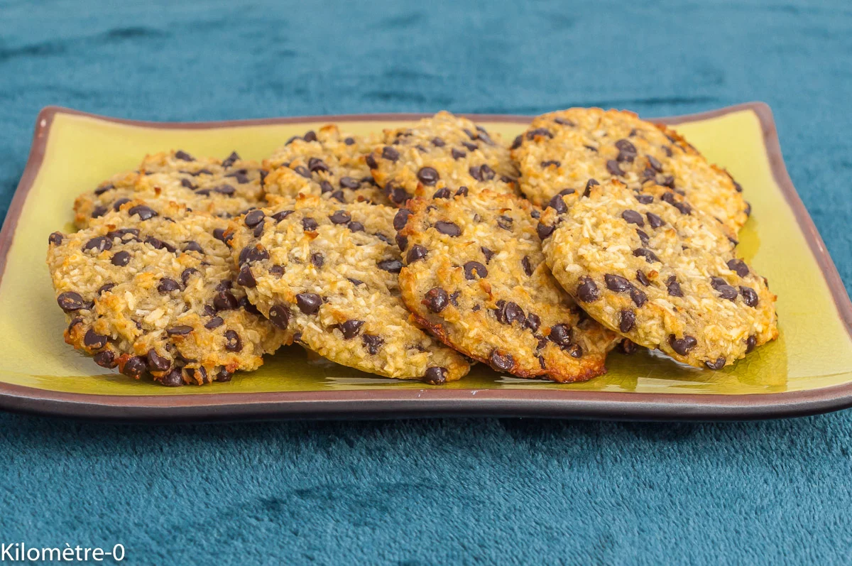 Photo de recette de biscuits, petits gâteaux, goûters, moelleux, fondant, noix de coco, noix de cajou, chocolat, facile, rapide, bio, Kilomètre-0, blog de cuisine réalisée à partir de produits de saison et issus de circuits courts