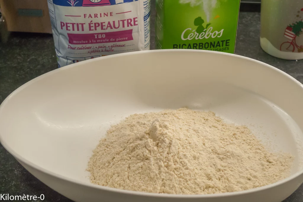 Gâteau moelleux au citron et aux framboises - Étape 2