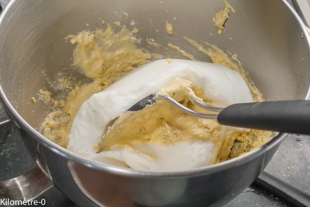 Gâteau moelleux au citron et aux framboises - Étape 8