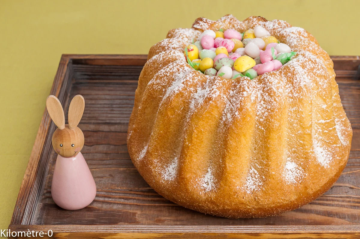 Photo de recette de potica, brioche, roulée, Pâques, slovène, cuisine du monde, brioche européenne, brioche du monde, fêtes pasclaes, noix, brioche fourrée, Kilomètre-0, blog de cuisine réalisée à partir de produits de saison et issus de circuits courts