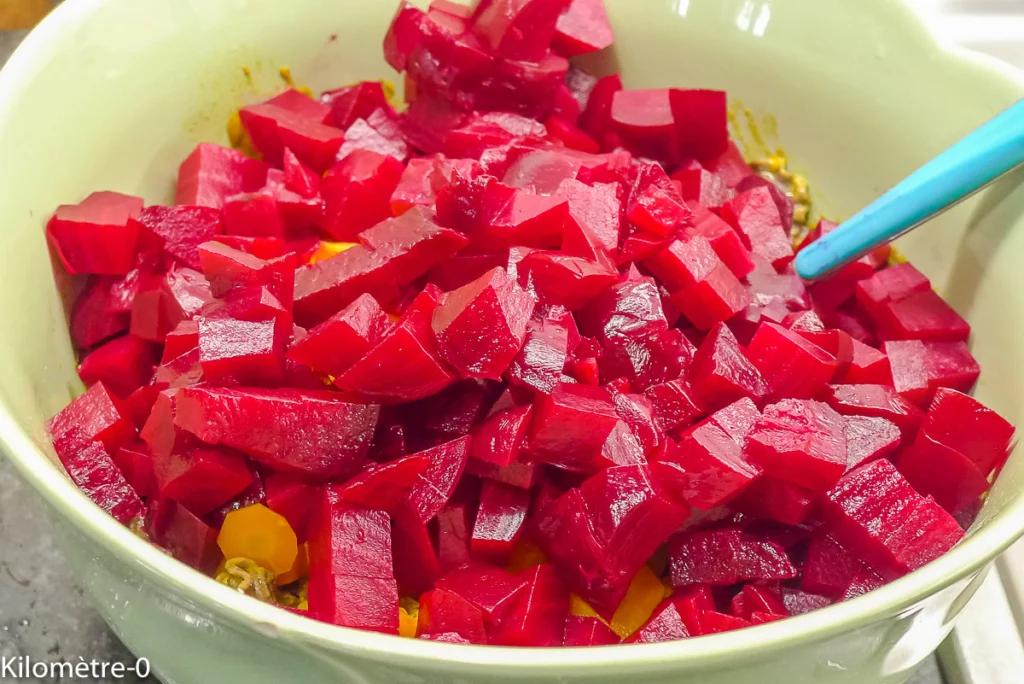 Salade de pâtes de sarrasin aux petits pois, carottes, radis et betteraves - Étape 8