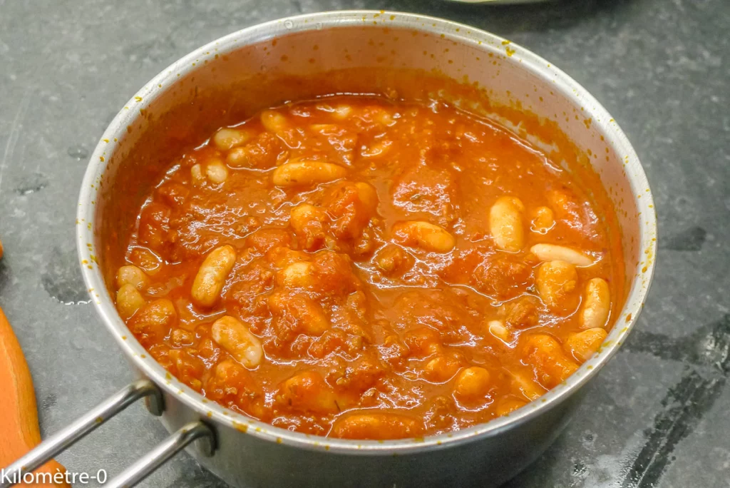 Tagliatelles de petit épeautre aux haricots blancs et à la bolognaise - Étape 3
