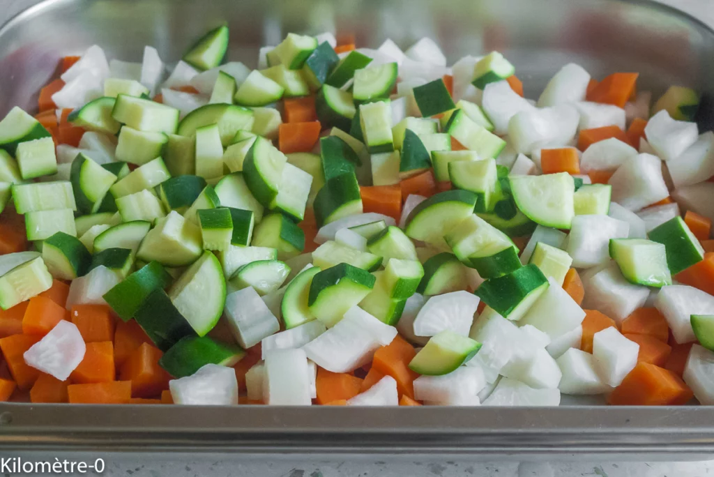 Poêlée de radis noirs aux courgettes, carottes et lardons - Étape 3