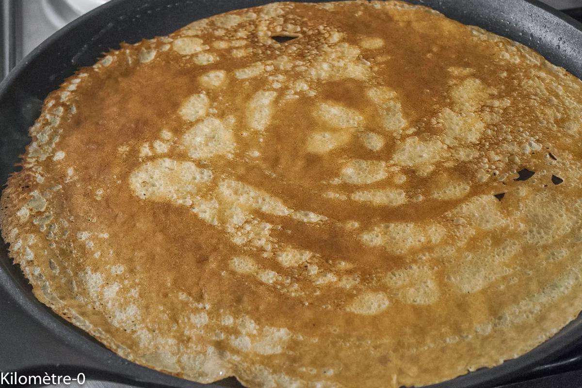 Photo de recette de crêpes salées crêpes, farine de petit épeautre, facile, économique, pas cher, chandeleur, Kilomètre-0, blog de cuisine réalisée à partir de produits de saison et issus de circuits courts