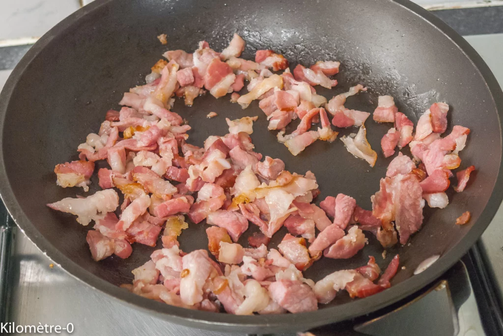 Crêpes salées farcies aux pommes de terre nouvelles, lardons, roquefort et noix - Étape 8