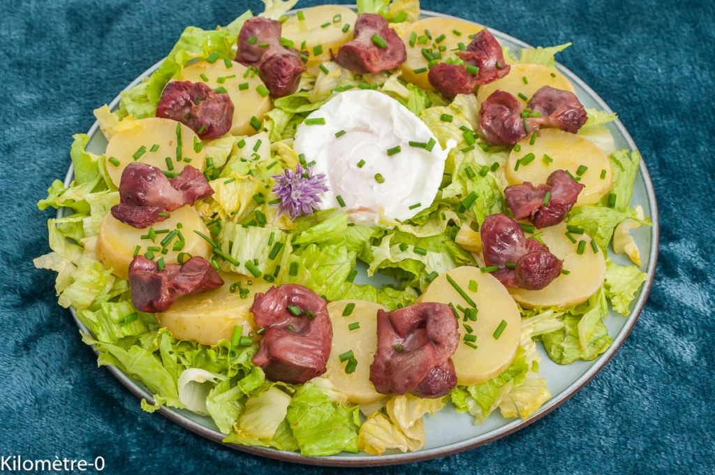 Salade de pommes de terre nouvelles aux gésiers et œufs pochés - Étape 8