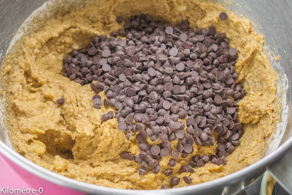 Gâteau du matin type banana bread aux farines de petit épeautre et de noisettes et aux pépites de chocolat - Étape 6