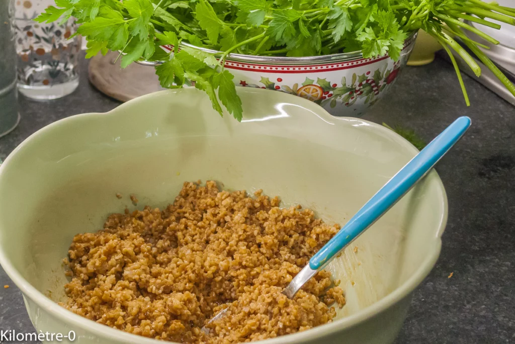 Salade au petit épeautre, pois chiches, petits pois, betteraves et fines herbes - Étape 8