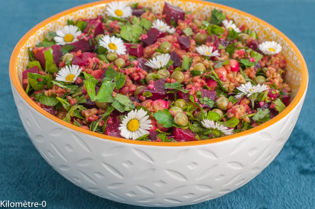 Salade au petit épeautre, pois chiches, petits pois, betteraves et fines herbes - Étape 12