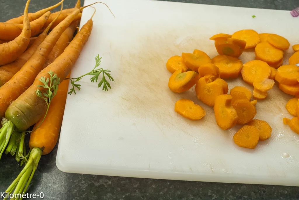 Pintade aux légumes printaniers (carottes et pommes de terre) - Étape 4