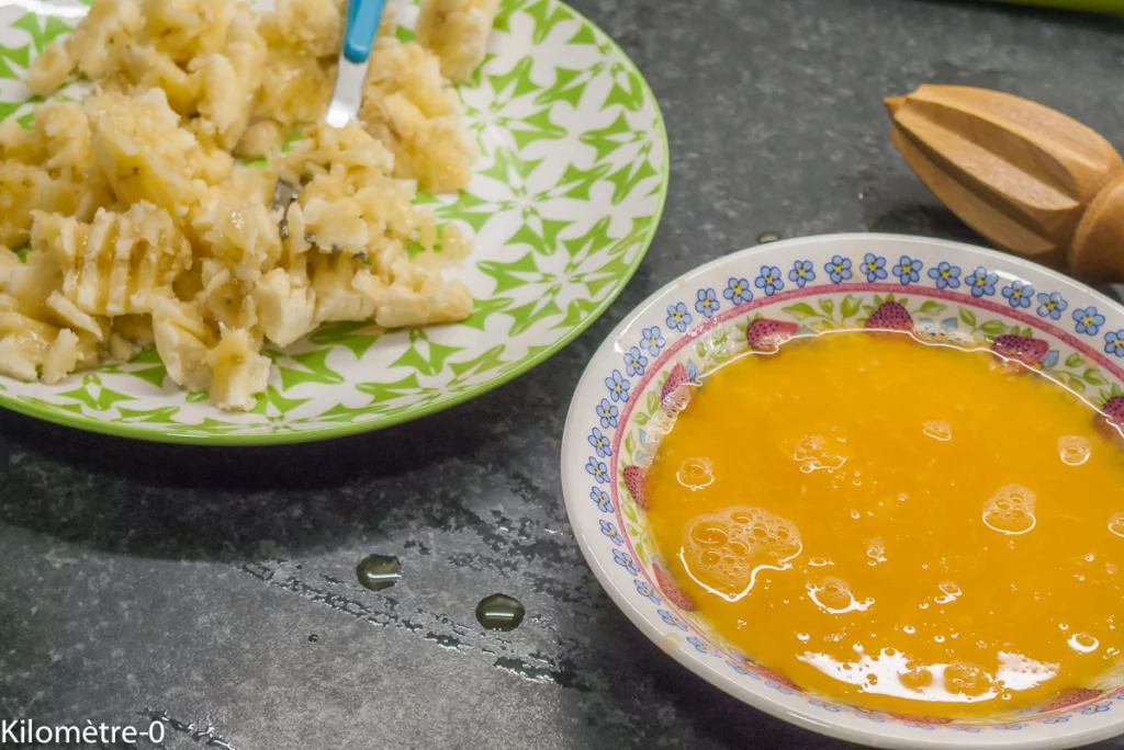 Gâteau du matin aux farines de petit épeautre et de noisettes, aux pépites de chocolat, banane et orange - Étape 2