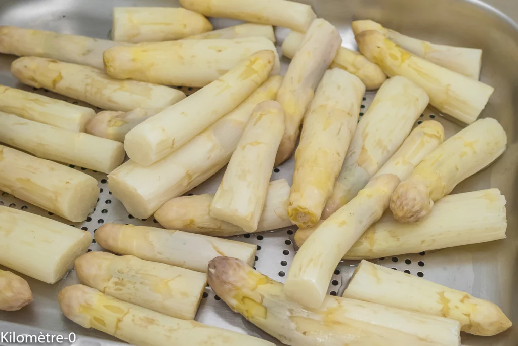 Salade de semoule et haricots rouges aux pointes d&rsquo;asperges et fines herbes - Étape 2