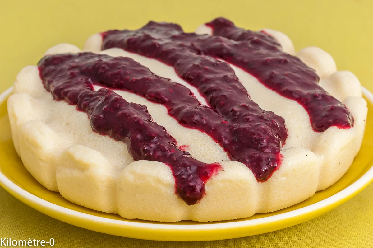 Photo de recette de dessert, vegan, végétarien, végétalien, semoule de blé, semoule, laitage, lait de coco, coulis de fruits, fruits rouges, Kilomètre-0, blog de cuisine réalisée à partir de produits de saison et issus de circuits courts