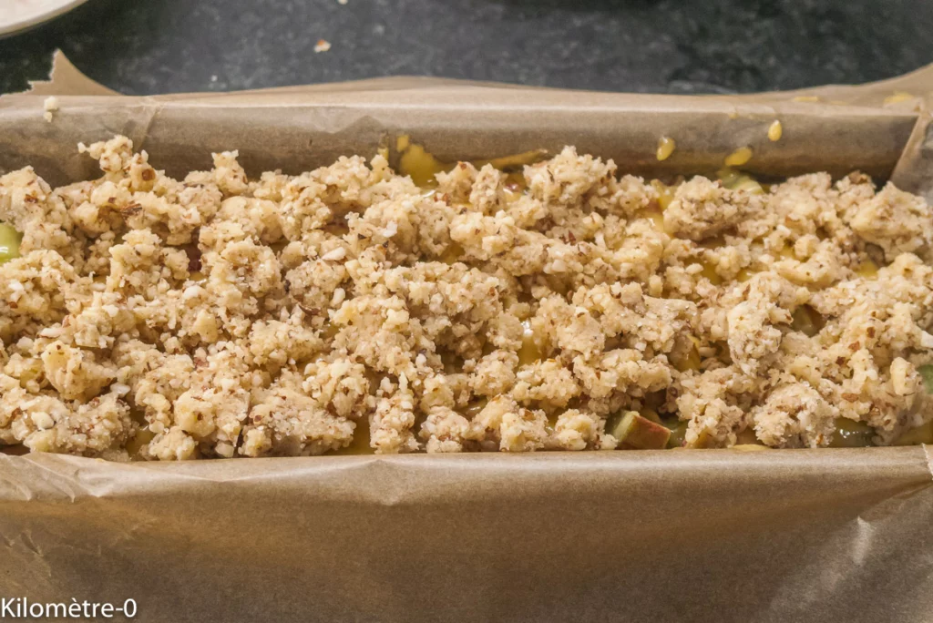 Cake croustillant à la rhubarbe et aux fraises - Étape 10