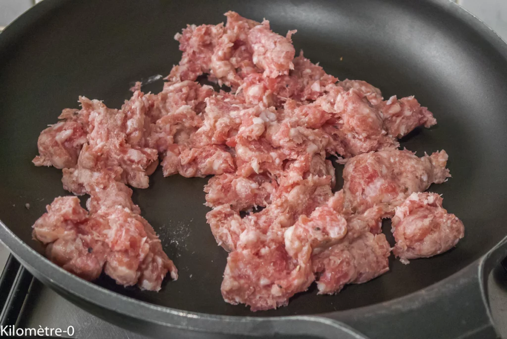 Poêlée de haricots plats aux tomates et à la chair à saucisses - Étape 3