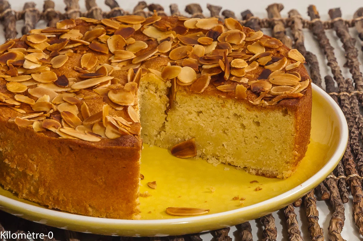 Photo de recette de fondant, amandes, eau de fleur d'oranger, facile, moelleux, facile, bio, Kilomètre-0, blog de cuisine réalisée à partir de produits de saison et issus de circuits courts