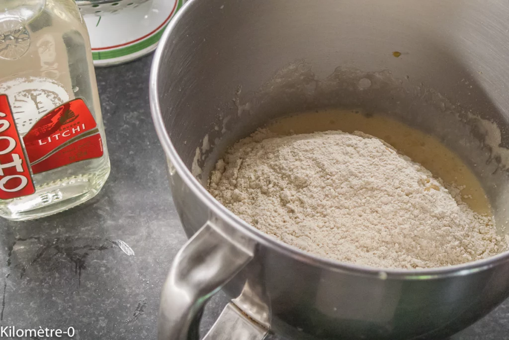 Gâteau aux framboises, à la ricotta et à la liqueur de litchi - Étape 3