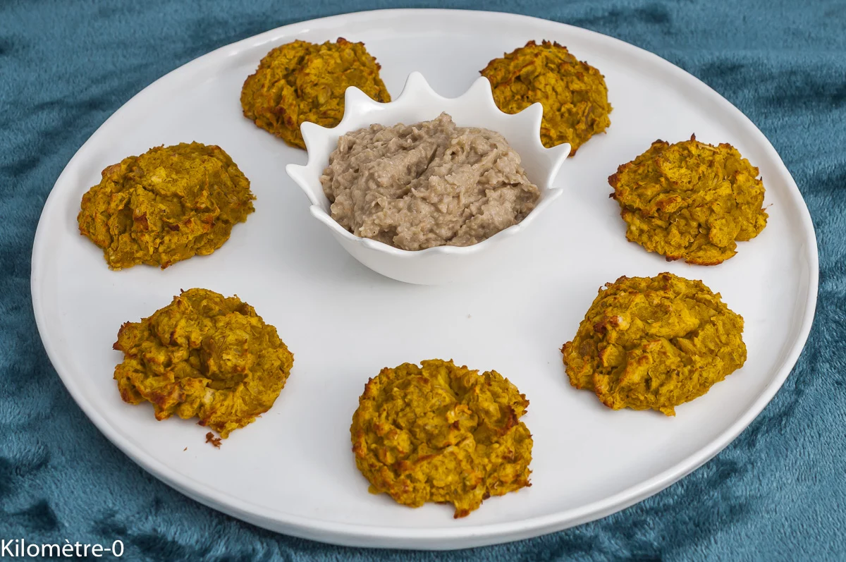 Photo de recette de , boulettes d'aubergines, boulettes, croquettes, galettes, aubergines, légumes d'été, légume estival, haricots blancs, végé, cuisine végétarienne, boulettes végétariennes, facile, économique, bon marché, bio, Kilomètre-0, blog de cuisine réalisée à partir de produits de saison et issus de circuits courts