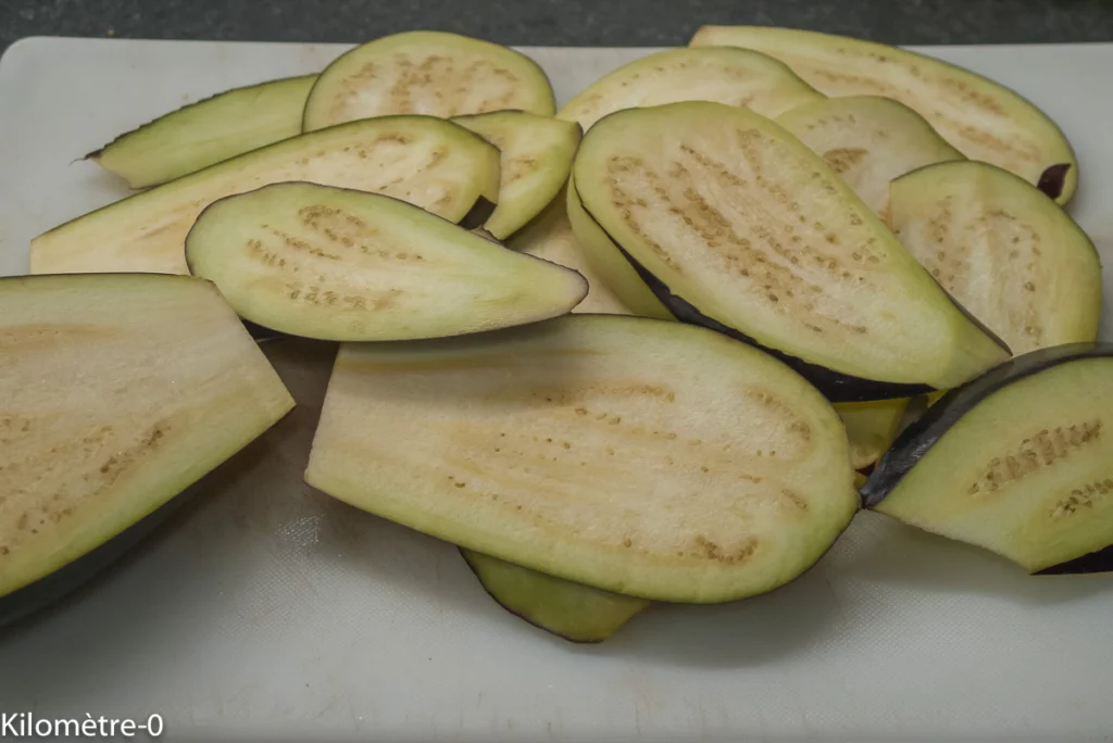 Tarte fine aux tomates, aubergines et sardines - Étape 1