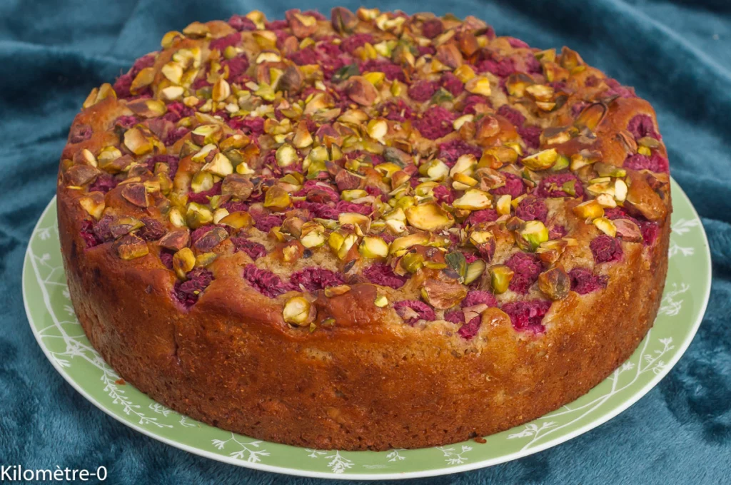 Gâteau aux framboises, à la ricotta, aux pistaches et au citron - Étape 9