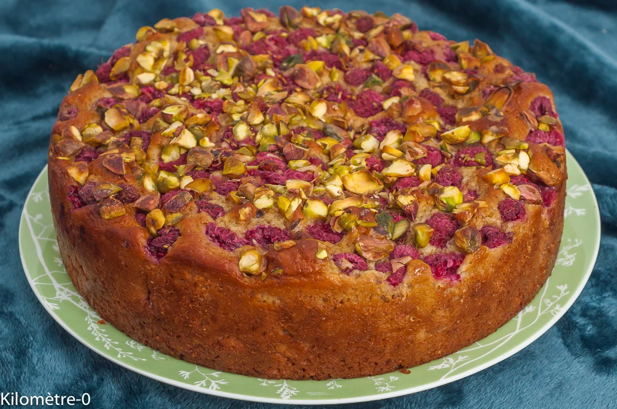 Photo de recette de gâteau, dessert, framboises, fruits rouges, ricotta , citron, pistaches, facile, moelleux, gourmand, fondant, Kilomètre-0, blog de cuisine réalisée à partir de produits de saison et issus de circuits courts