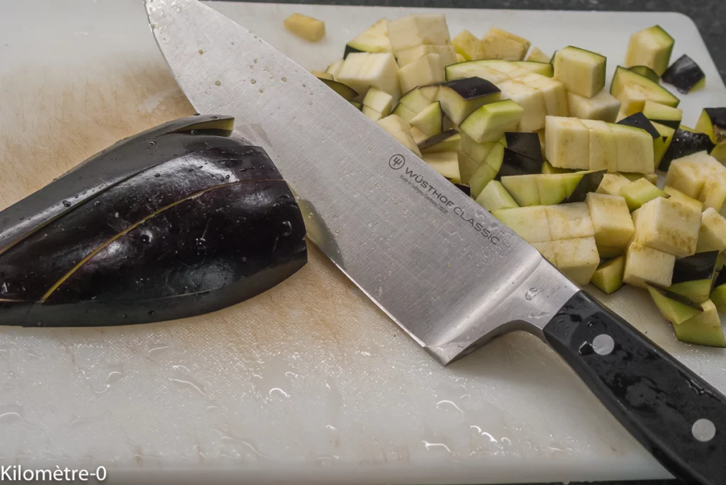 Curry d&rsquo;aubergines aux merguez - Étape 1