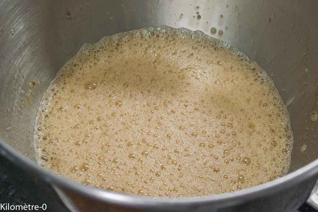 Moelleux au chocolat à la compote de pommes (sans beurre ) - Étape 3