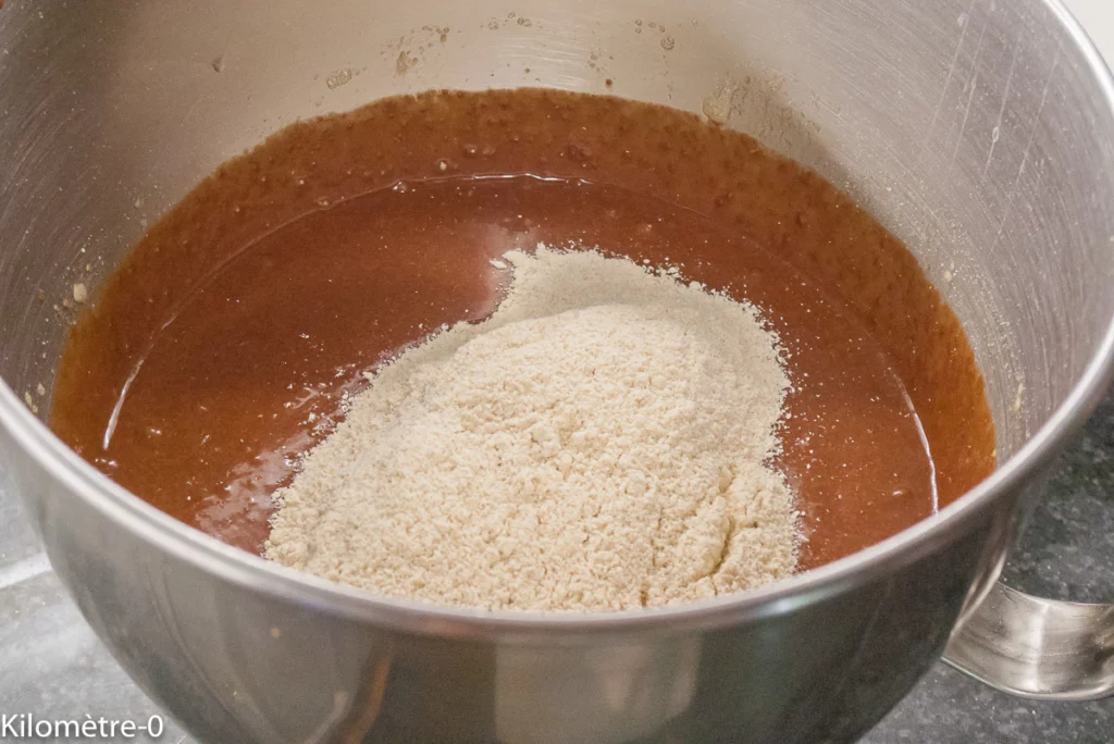 Moelleux au chocolat à la compote de pommes (sans beurre ) - Étape 5