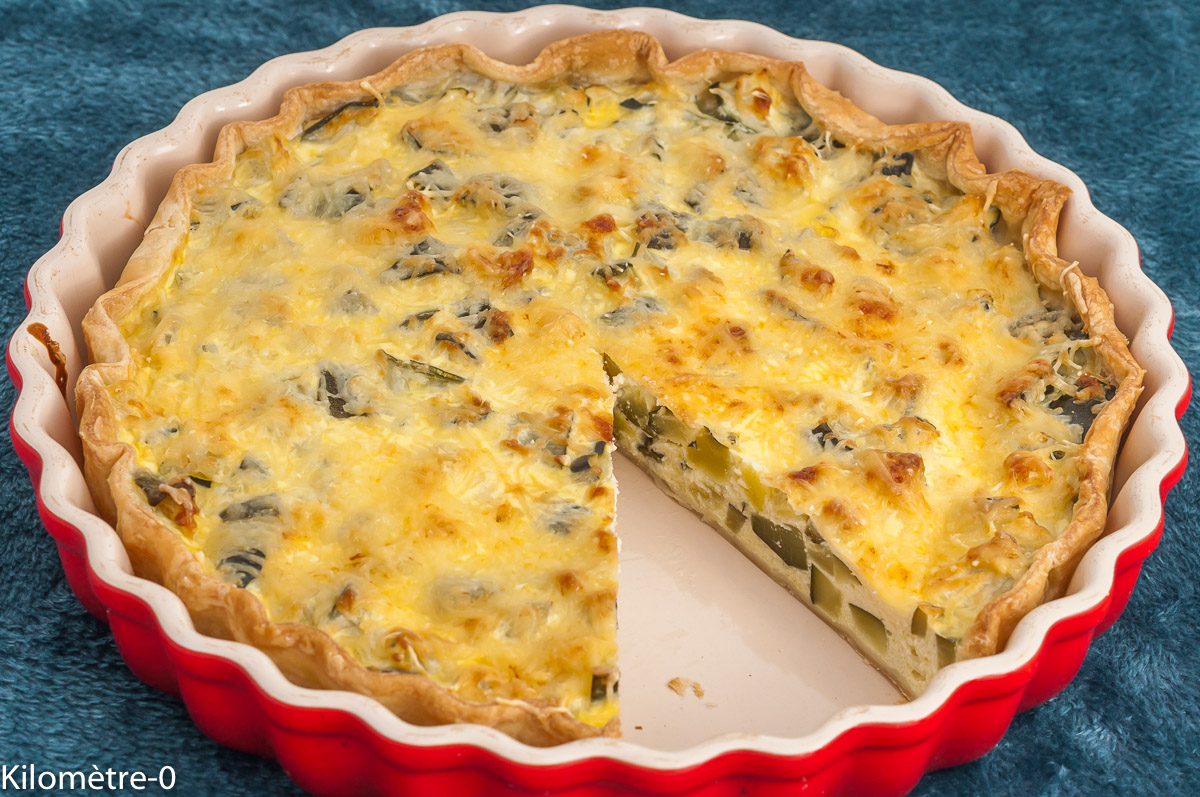 Photo de recette de tarte feuilletée, tarte, été, automne,  courgettes, légumes d'été,  fromage, facile, bio,  Kilomètre-0, blog de cuisine réalisée à partir de produits de saison et issus de circuits courts