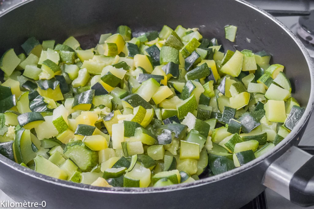 Tarte feuilletée courgettes fromage - Étape 2