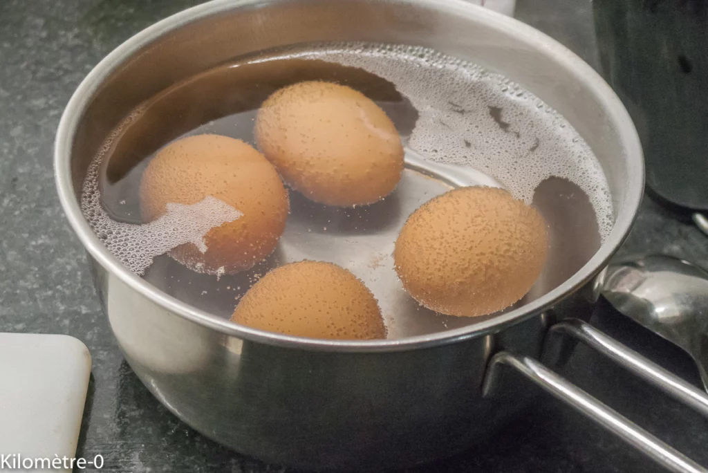 Blettes à la béchamel et aux œufs durs - Étape 1