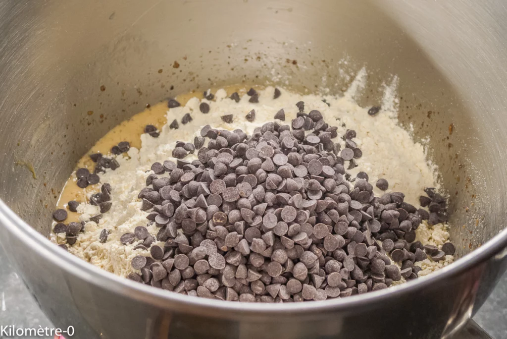 Gâteau du matin protéiné à la farine de pois chiche, de petit épeautre et à la purée d&rsquo;amandes grillées - Étape 5