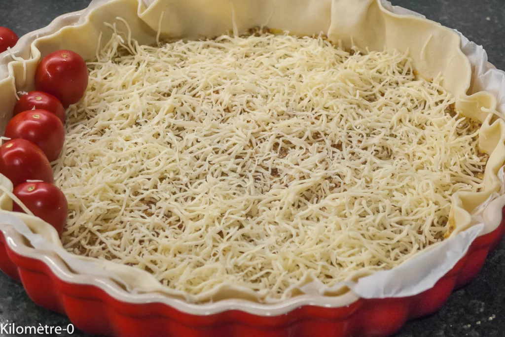 Tarte tomates cerises à la moutarde et à l’emmental - Étape 3