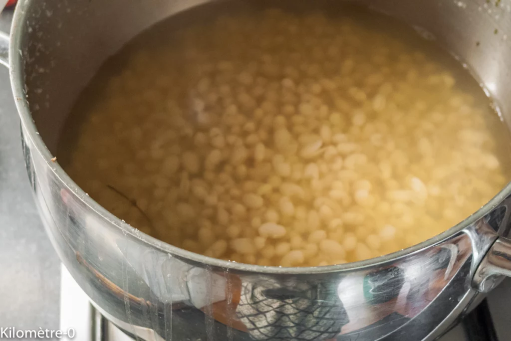 Pâtes aux haricots blancs et aux moules (recette italienne) - Étape 2