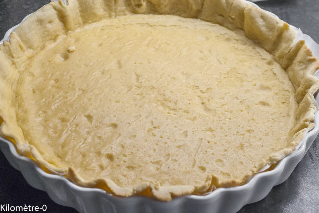 Tarte à la rhubarbe sur pâte sablée extrêmement légère - Étape 9