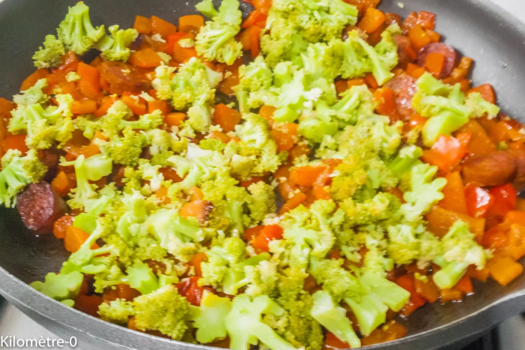 Pâtes aux poivrons, brocolis, chorizo et emmental - Étape 5