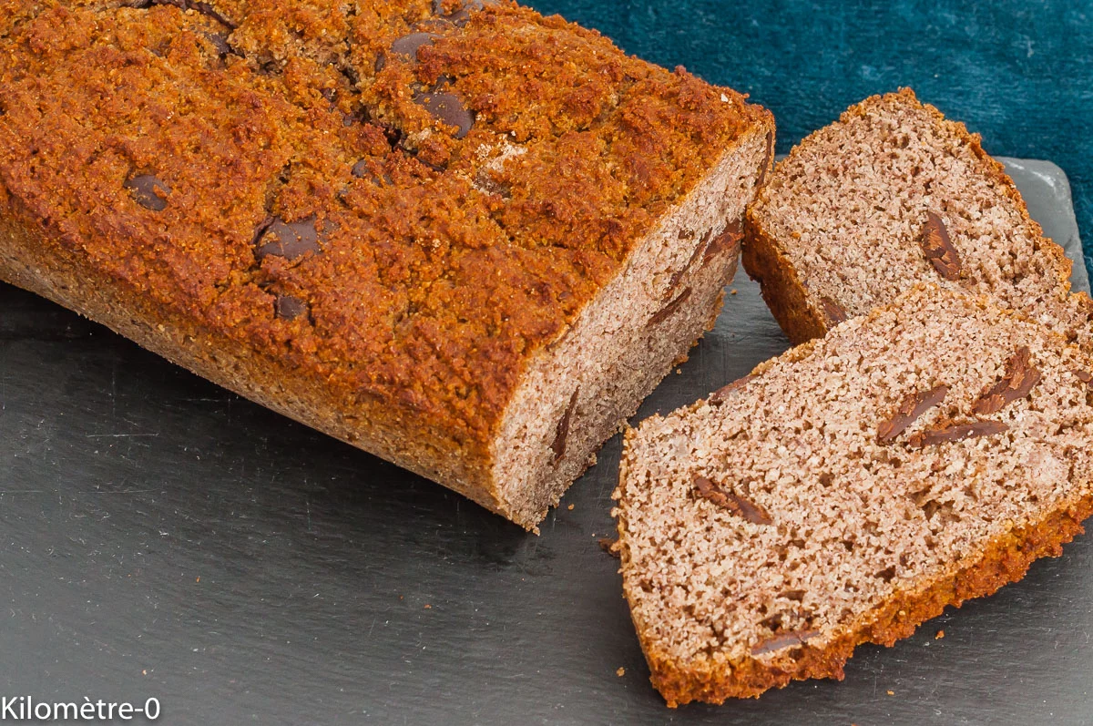 Photo de recette de cake, Gâteau du matin , protéiné, protéines, végétales, farine de noisettes , farine de petit épeautre, chocolat, facile, healthy, végé, gâteau, Kilomètre-0, blog de cuisine réalisée à partir de produits de saison et issus de circuits courts