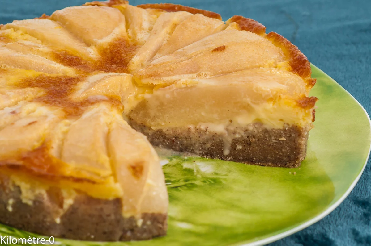 Photo de recette de gâteau, dessert, oires, fruits, automne, hiver, noisettes, farine de petit épeautre, bio facile, healthy, Kilomètre-0, blog de cuisine réalisée à partir de produits de saison et issus de circuits courts