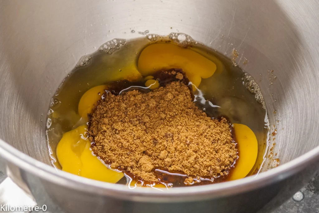 Cake aux bananes, chocolat noir et cannelle (gâteau du matin) - Étape 1