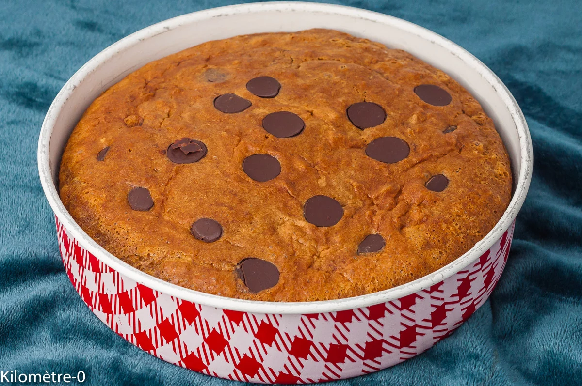 Photo de recette de dessert, gros gâteau, cake, banana bread, bananes, chocolat noir, cannelle, gâteau du matin, facile, bio, Kilomètre-0, blog de cuisine réalisée à partir de produits de saison et issus de circuits courts