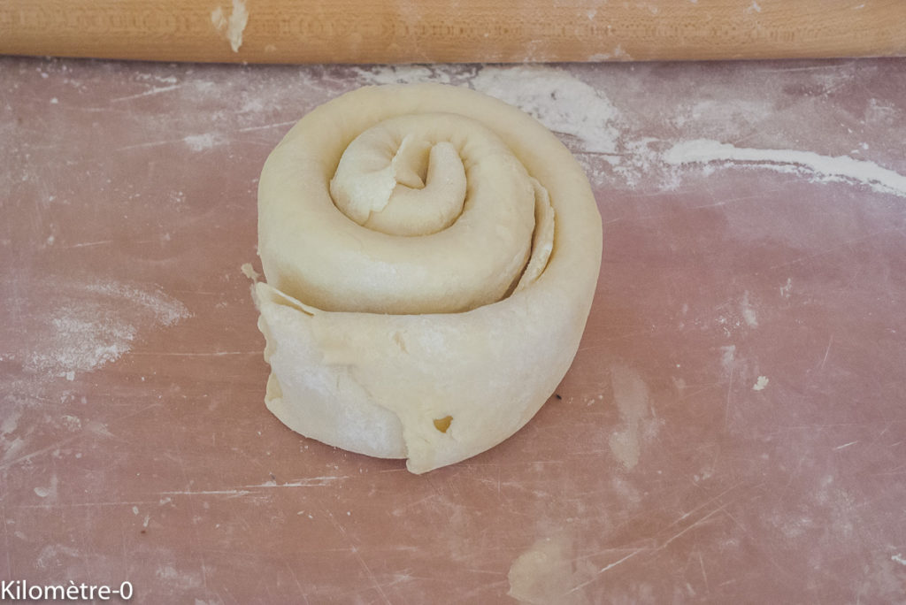 Photo de recette de pâte feuilletée, rapide, facile, escargot, bio, saine, beurre, Kilomètre-0, blog de cuisine réalisée à partir de produits de saison et issus de circuits courts