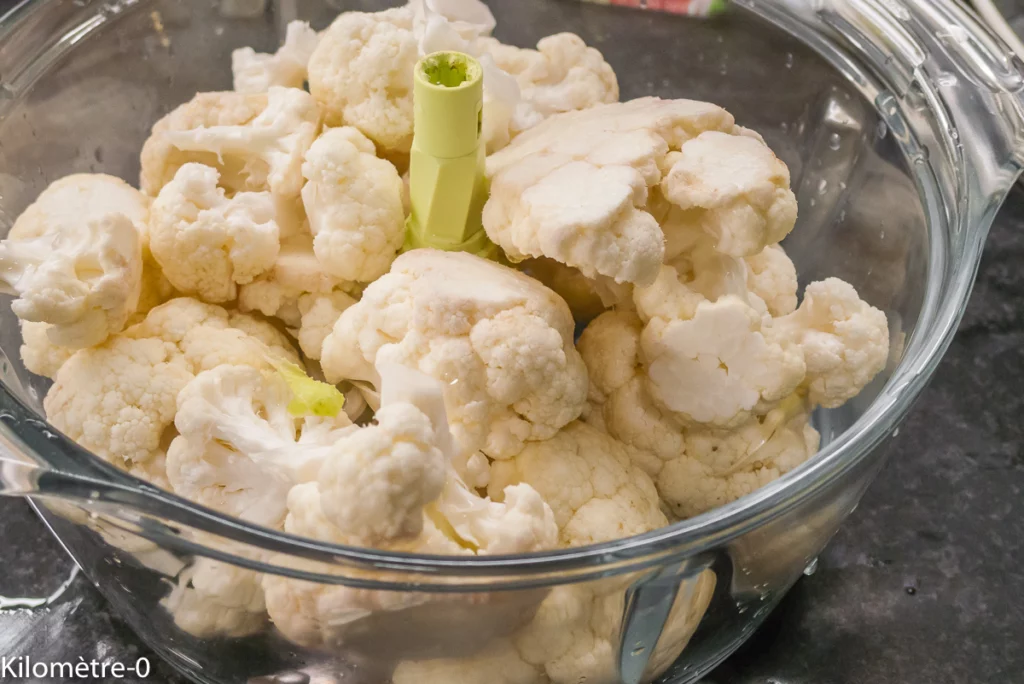 Pizza de chou fleur au saumon et à l’emmental - Étape 1